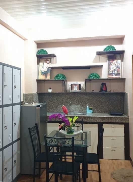 Palompon Lodge Apartment