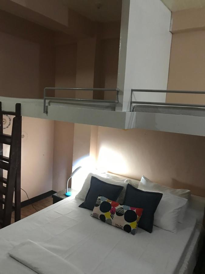 Palompon Lodge *